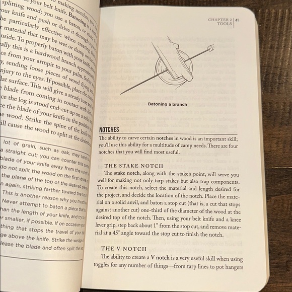 Bushcraft 101 Survival Guide Book - Picture 6 of 15